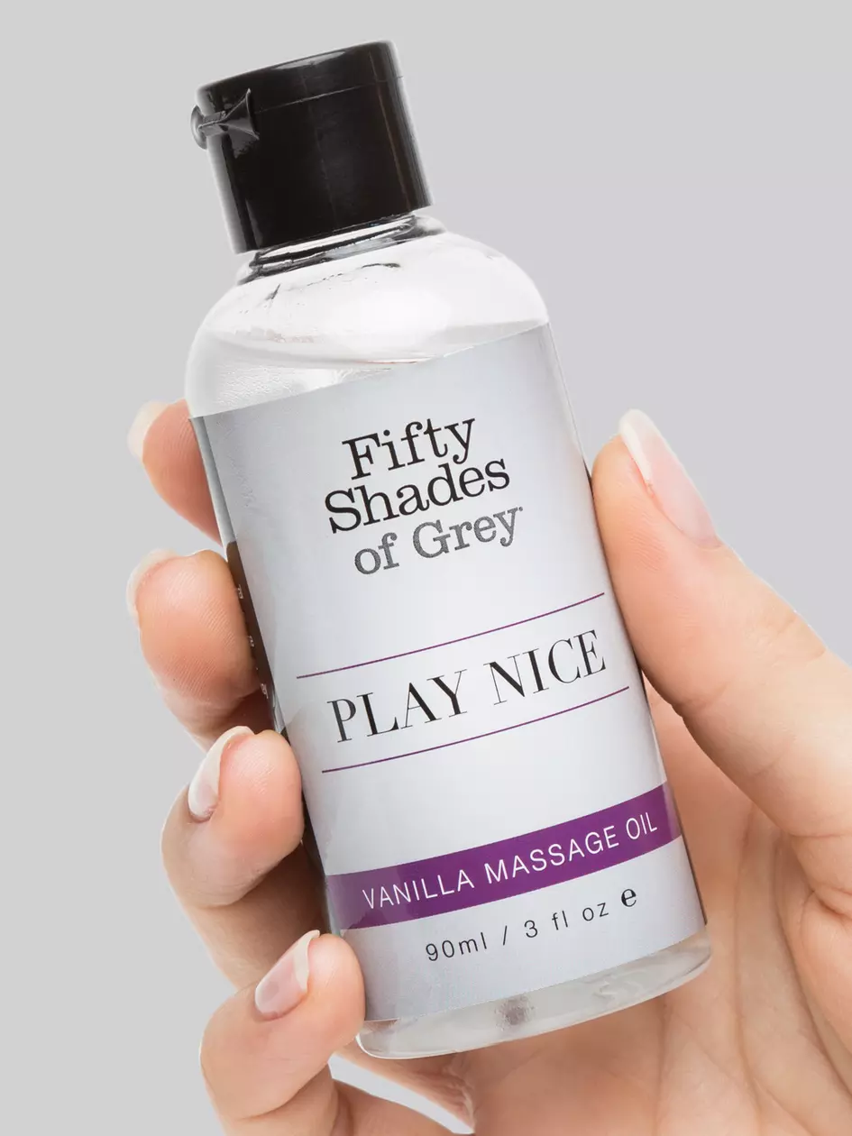 Fifty Shades of Grey Play Nice Massageöl Vanille. Slide 2